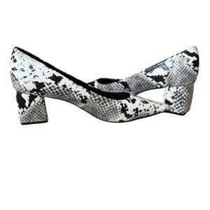 Zara Trafaluc Women’s Black White Snakeskin Heels Size 40